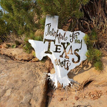 Load image into Gallery viewer, A photograph of a Texas Roots by the metal art manufacturer Kraken Design Co.