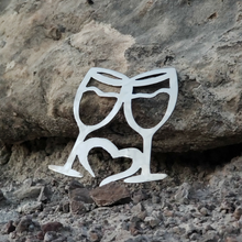 Load image into Gallery viewer, A photograph of a Wine Heart by the metal art manufacturer Kraken Design Co.
